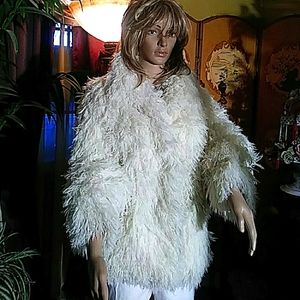 LAST FINAL💋White Timeless SHAGGY COAT💋